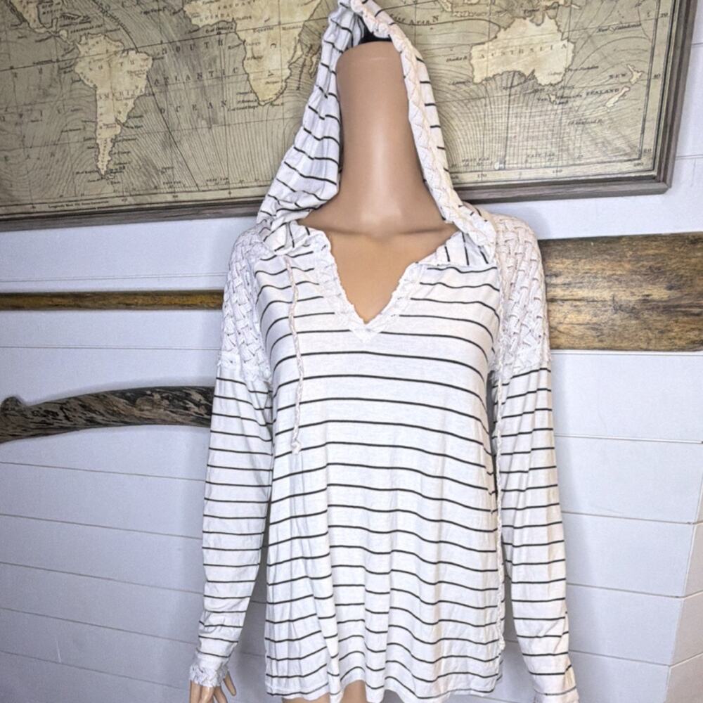 Hem & Thread Striped Lace Pullover Hoodie White Black Women’s M Cotton Blend